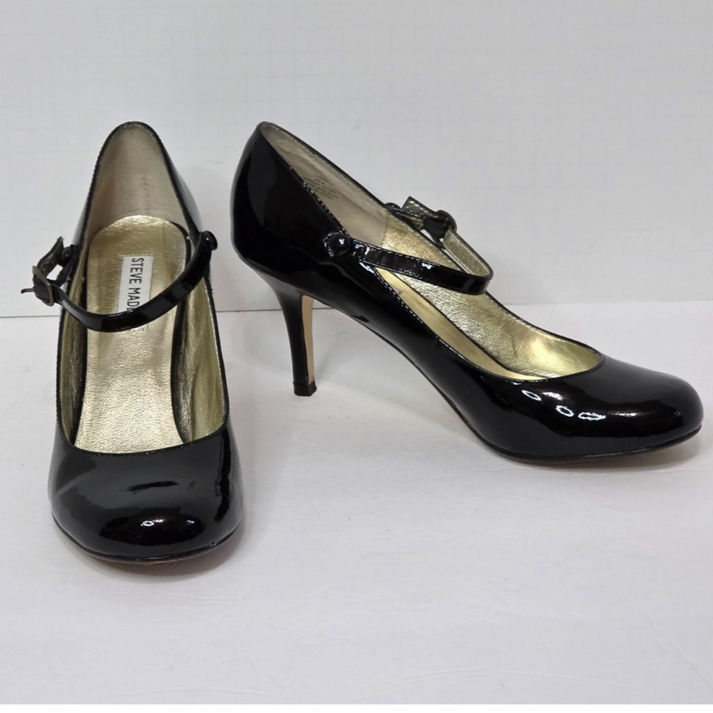 Steve Madden Mary Jane Glossy Black Heels